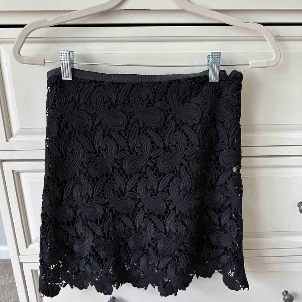 Express Lace Skirt